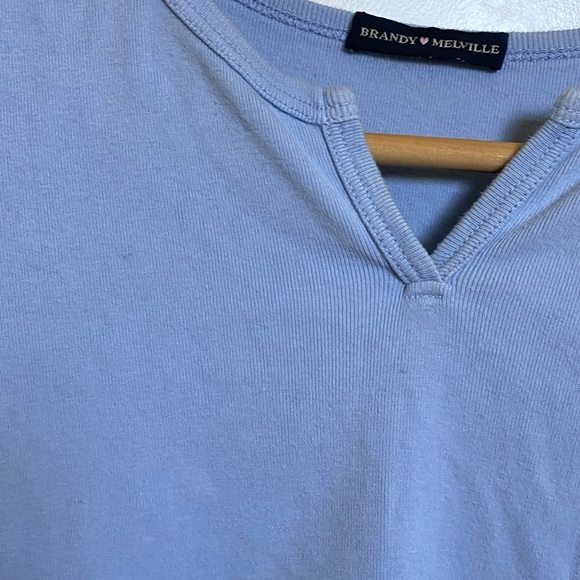 Brandy Melville Baby Blue Short Sleeve Crop Top - Picture 5 of 10